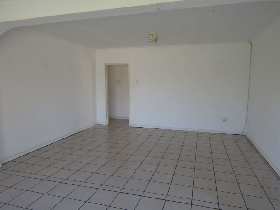 3 Bedroom Property for Sale in Humansdorp Eastern Cape